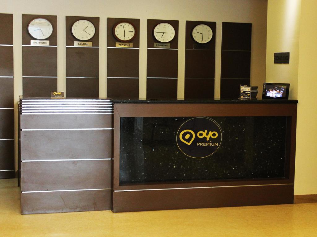 Oyo Premium Kaushambi Hotel Indirapuram Exterior photo